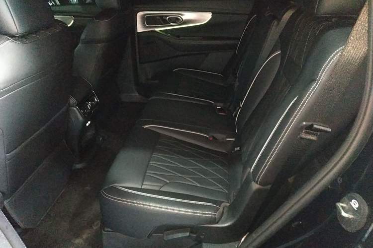 Used GAC Trumpchi GS8 2025 Linghang Series 2.0 TGDI Four-Wheel-Drive Luxury Edition 5 Seats