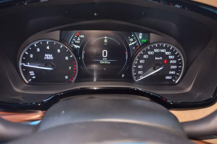 Used Cadillac XT5 2018 28E 4x4 Platinum Edition