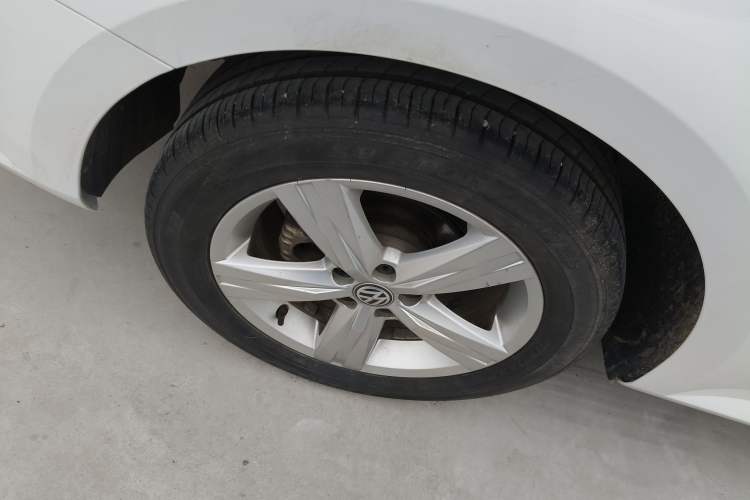 Used Volkswagen Lavida 2017 1.6L Automatic Fashion Edition