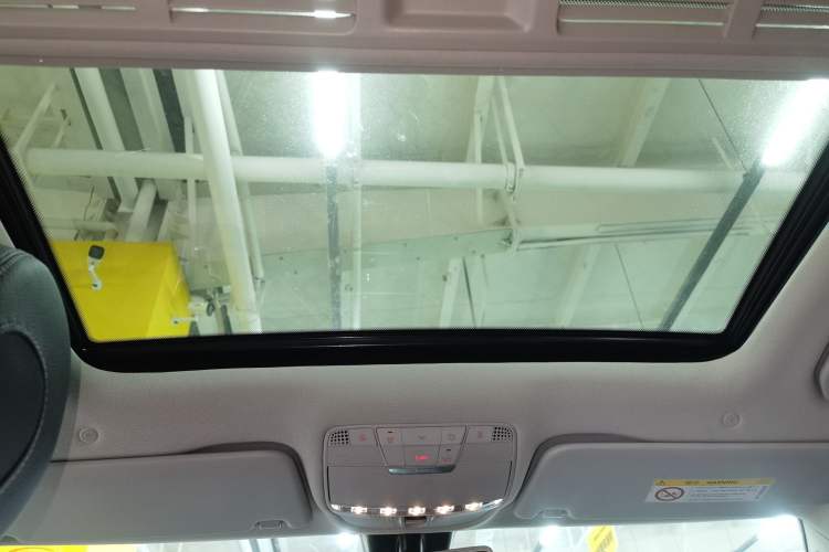 Used Mercedes-Benz C-Class 2019 C 180 L Fashion Edition Sport Version