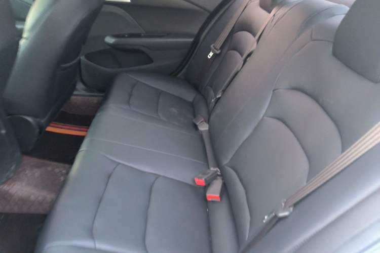 Used Chevrolet Cavalier 2018 320 Automatic Enjoyment Sunroof Edition