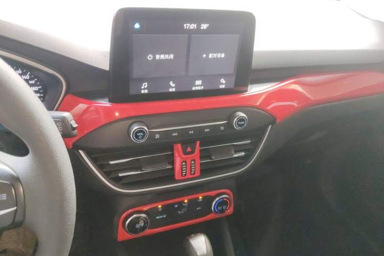 Used Ford Focus 2019 Hatchback 1.5L Automatic Sharp Edition China V Standard Audio And AC Panel