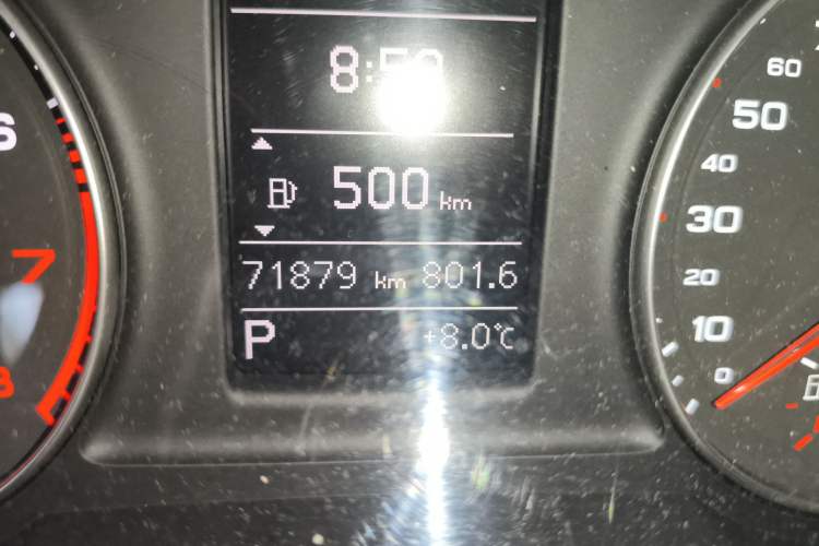 Used Audi Q3 2016 30 TFSI Fashion Model Odometer Close Up
