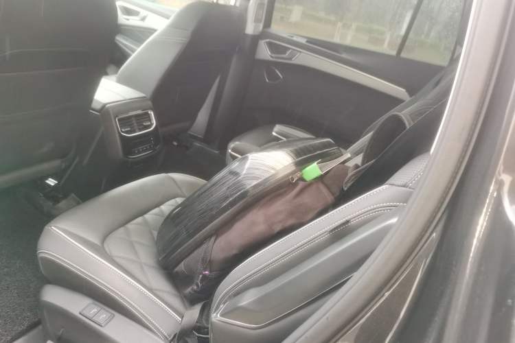 Used Volkswagen Talagon 2025 380TSI All-Wheel-Drive Luxury Jiajing Pro – Shared Edition 6 Seats Left Rear Seat