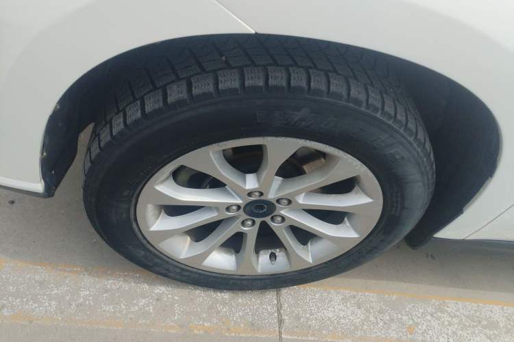 Used Haval H2 2017 Red-Label 1.5T Automatic Two-Wheel Drive Luxury Model Left Front Wheel Hub