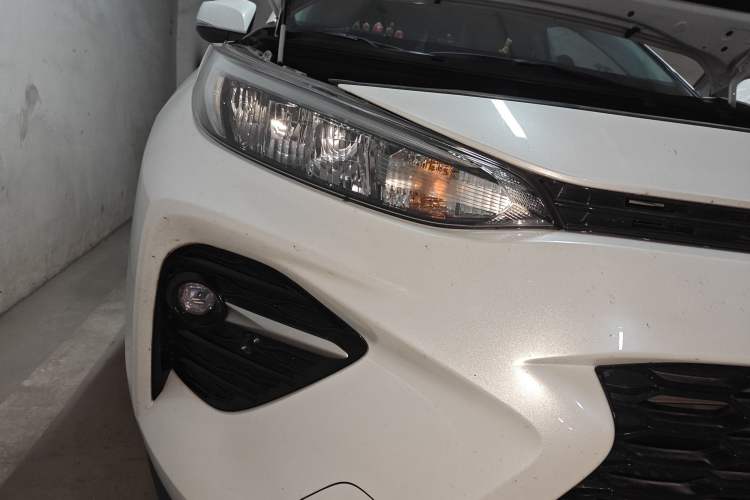 Used Toyota Wildlander 2022 Dual-Engine 2.5L E-CVT Two-Wheel Drive Luxury PLUS Edition Right Front Headlight