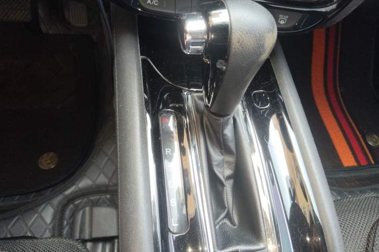 Used Honda Vezel 2019 1.5L CVT Pioneer Edition China VI
