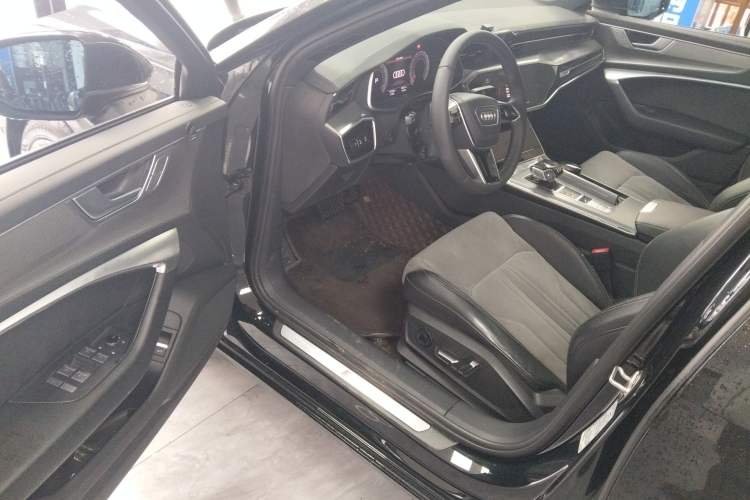 Used Audi A6L 2023 Revised 45 TFSI Prestige Dynamic Edition
