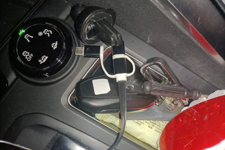 Used Peugeot 5008 2017 380THP 7-Seater Luxury Edition
