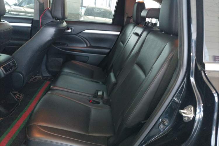 Used Toyota Highlander 2021 2.0T Four-Wheel Drive Luxury Edition 7 Seats
