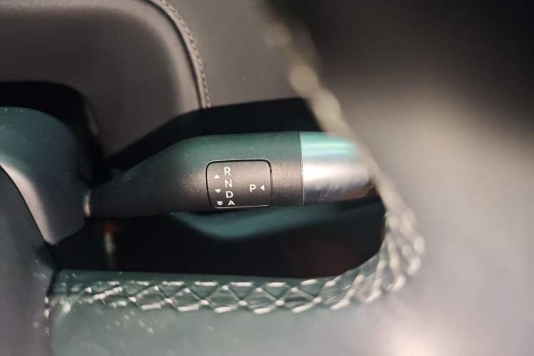 Used Li Auto L8 2023 Pro Model
