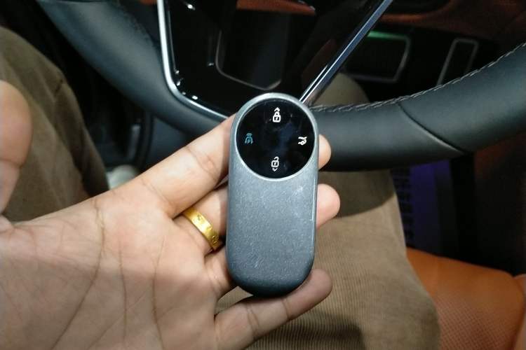 Used Hima AITO M7 2026 Model Range-Extending Ultra All-Wheel Drive 5-Seater Version Vehicle Key