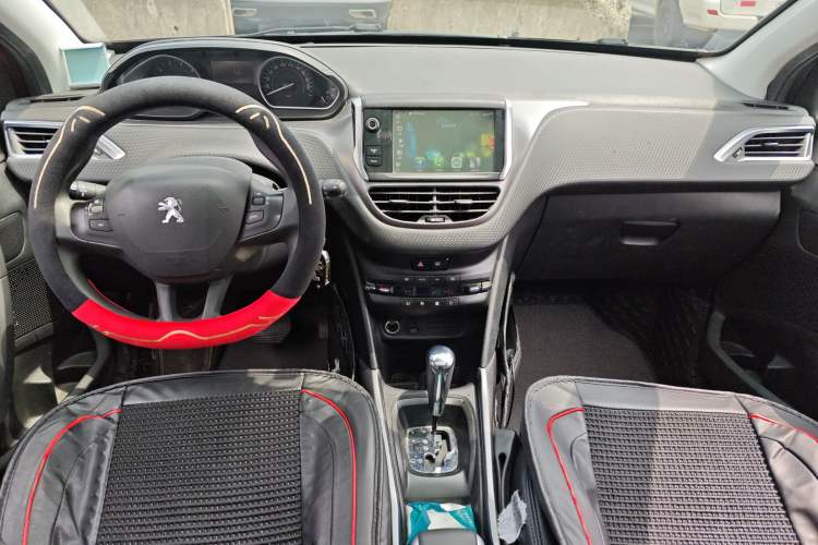 Used Peugeot 2008 2014 1.6L Automatic Fashion Edition
