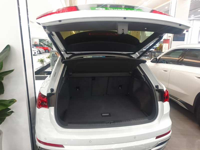 Used Audi Q3 2023 35 TFSI Progressive Dynamic Edition (1.4T) — 18