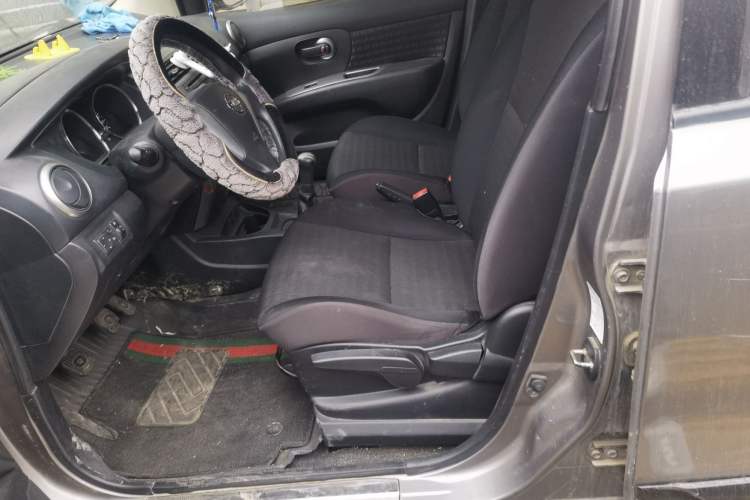 Used Nissan Livina 2013 Jingrui 1.6XL Manual Comfort Edition Left Front Seat