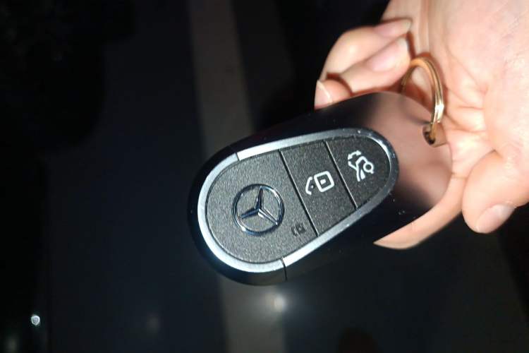 Used Mercedes-Benz C-Class 2025-Year Facelift C 260 L Vehicle Key