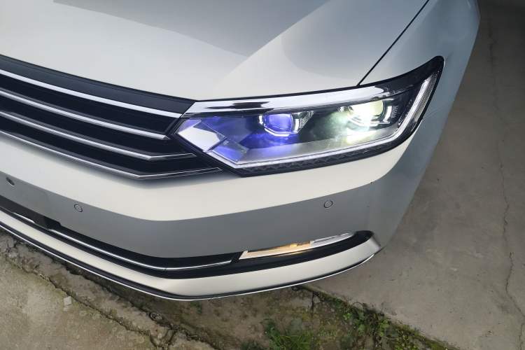 Used Volkswagen Magotan 2018 330TSI DSG Advanced Model
