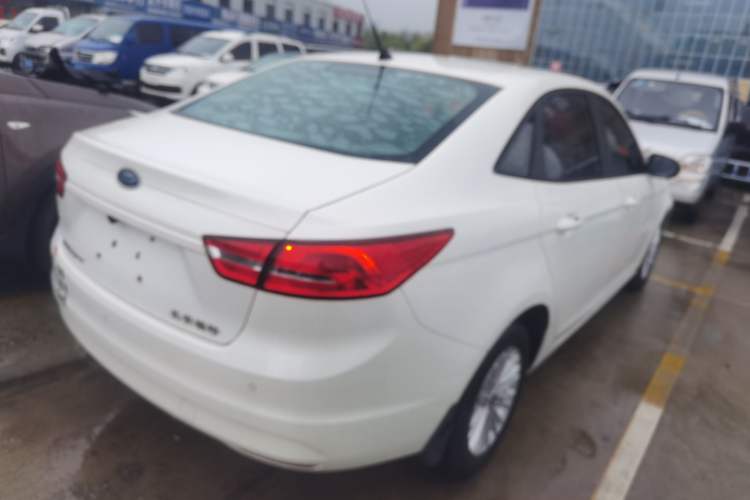 Used Ford Escort 2017 1.5L Automatic Comfort Model Rear Right 45 Deg