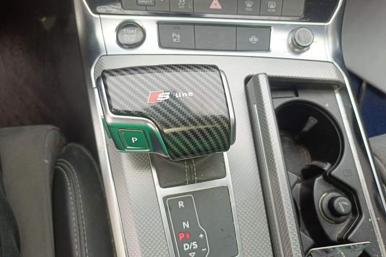Used Audi A6L 2021 40 TFSI Luxury Dynamic Edition Gear Lever