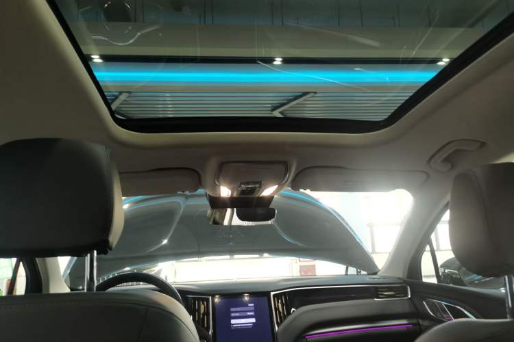 Used Hongqi HS7 PHEV 2024 2.0T PHEV Four-Wheel Drive Flagship Edition 6 Seats