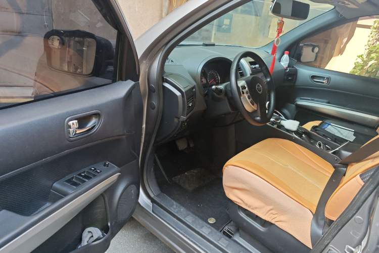 Used Nissan X-Trail 2012 2.5L CVT Flagship Edition 4WD
