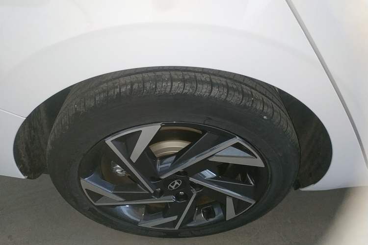 Used Hyundai Elantra 2023 1.5L CVT GLX Elite Edition
