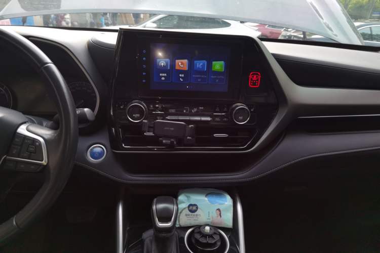 Used Toyota Highlander 2022 Dual-Engine 2.5L Four-Wheel Drive Luxury Edition 7 Seats Audio And AC Panel