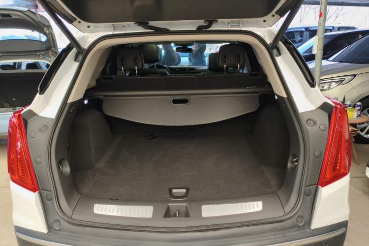 Used Cadillac XT5 2016 25T Luxury Model