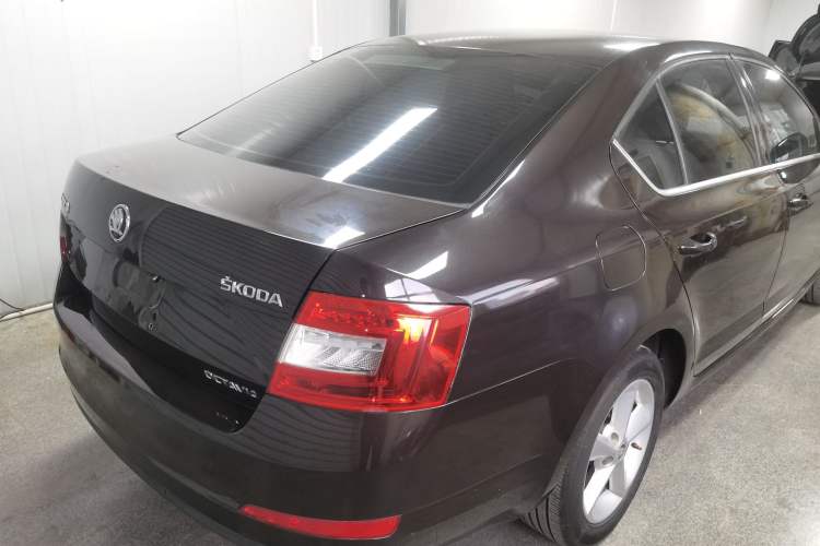 Used Skoda Octavia 2015 1.6L Automatic Yijie Edition
