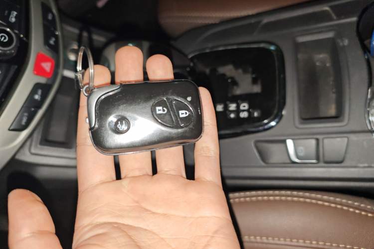 Used BYD S7 2015 2.0T Upgraded Automatic Luxury Version