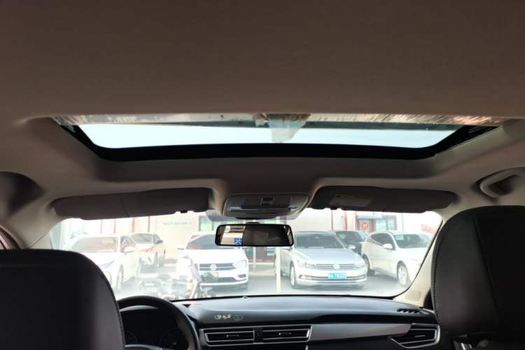 Used Roewe i5 2019 1.5L Manual 4G Connectable Langhao Edition