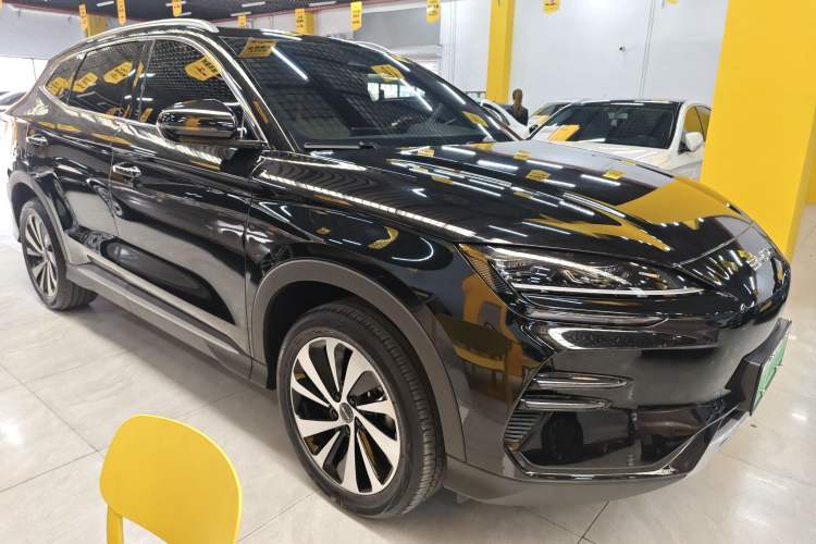 Used BYD Song PLUS New Energy 2023 Champion Edition EV 520KM Flagship Model
