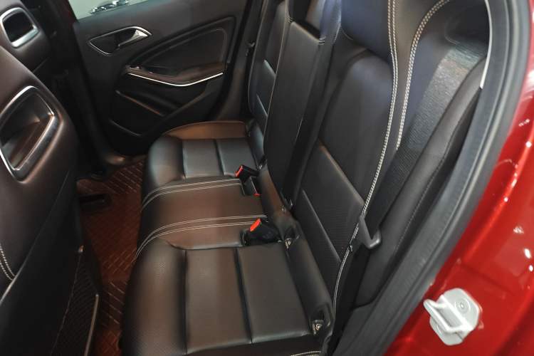 Used Mercedes-Benz GLA 2017 GLA 200 Fashion Model
