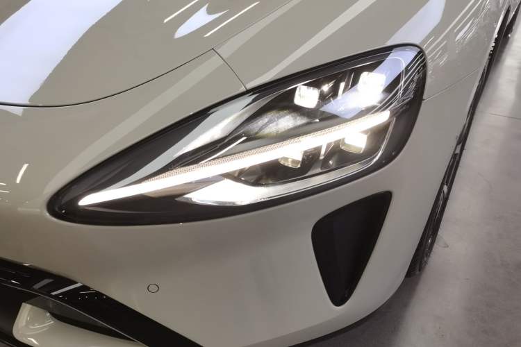 Used Xiaomi Auto SU7 2024 Rear-Drive Ultra-Long Range Advanced Pro-Level Intelligent Driving Version
