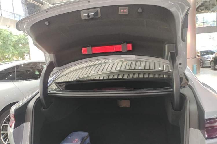 Used BYD Han 2025 DM-i Smart Drive 125KM Elite Model
