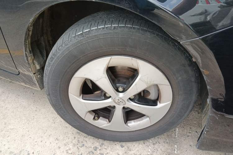 Used Toyota Prius 2012 1.8L Luxury Edition
