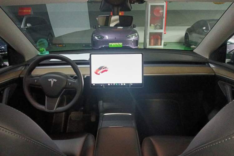 Used Tesla Model Y 2021 Standard Range Rear-Wheel Drive Version