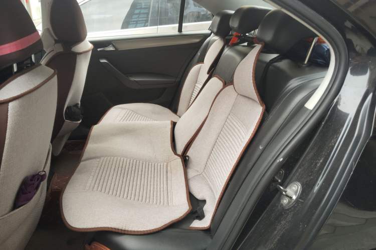 Used Volkswagen Santana 2013 1.6L Automatic Comfort Edition Left Rear Seat