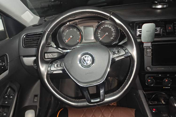 Used Volkswagen Sagitar 2018 1.6L Automatic Comfort Model
