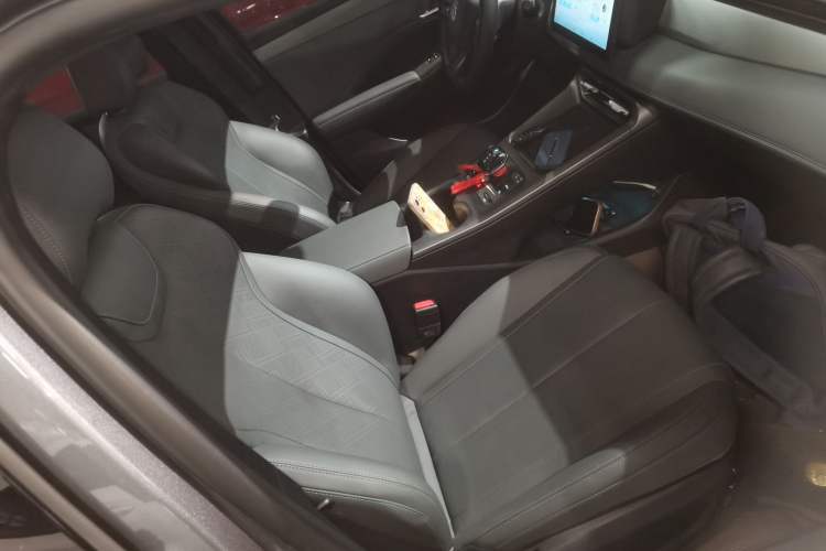 Used BYD Qin PLUS 2025 DM-i Smart Drive 55KM Leading Model Right Front Seat