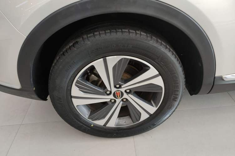 Used Hongqi HS5 2019 2.0T Smart Connect Flagship Edition Right Rear Wheel Hub