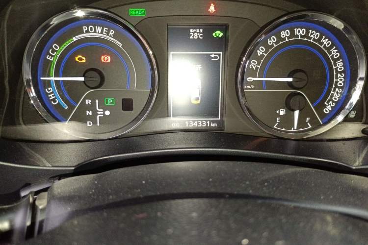 Used Toyota Levin 2017 Revised Dual-Engine 1.8H GS E-CVT Elite Sunroof Version China V Standard Odometer Close Up