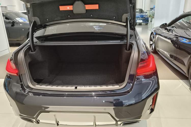 Used BMW 3 Series 2025 330Li M Sport Shadowline Package
