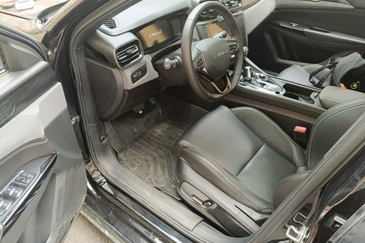 Used Lynk & Co 03 2021 1.5TD DCT JingPlus Driver Seat