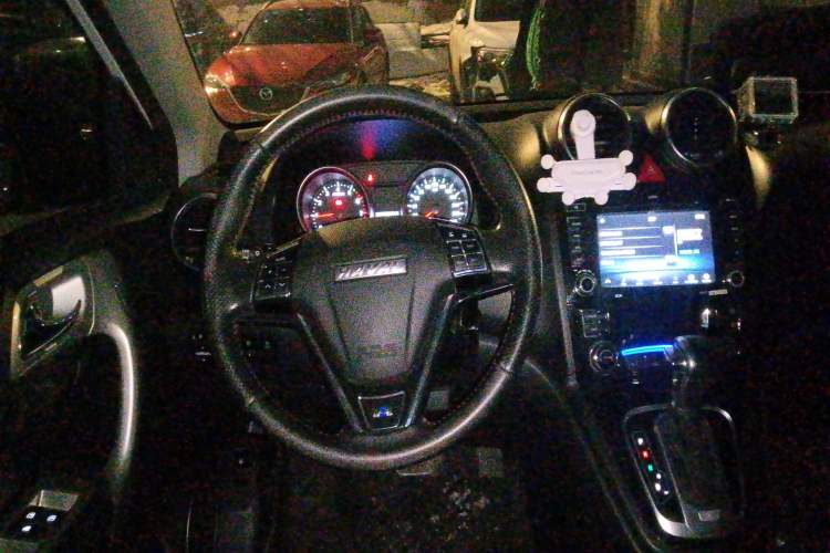 Used Haval H6 2016 Upgraded Model 1.5T Automatic Two-Wheel Drive Elite Version
