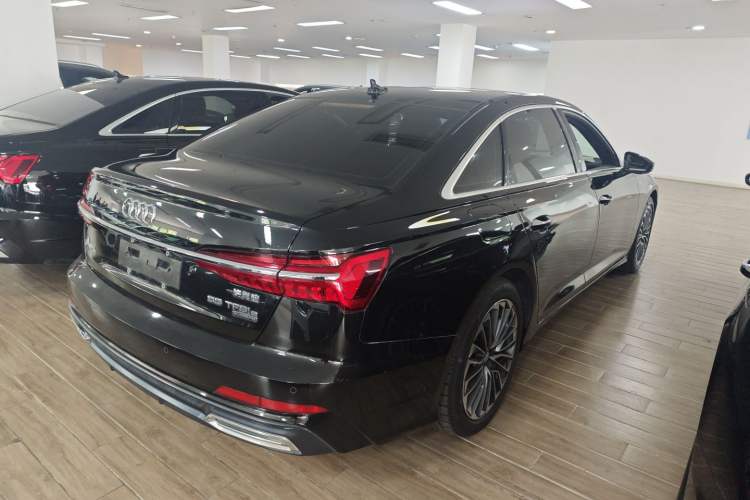 Used Audi A6L New Energy 2020 55 TFSI e quattro Rear Right 45 Deg