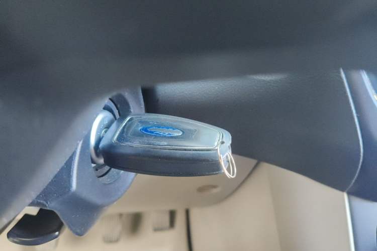 Used Ford Focus 2015 Sedan 1.6L Manual Comfort Model
