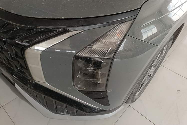 Used Hyundai ix35 2023 Musso 2.0L Deluxe Edition DLX
