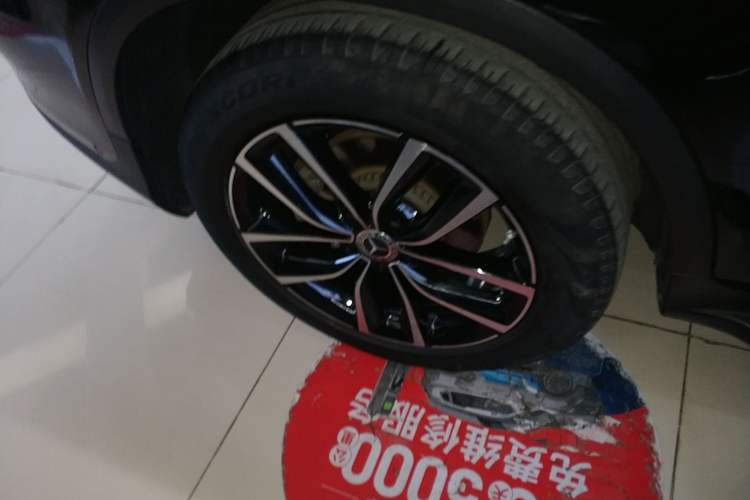 Used Mercedes-Benz GLC 2021 GLC 300 L 4MATIC Dynamic Model Right Rear Wheel Hub