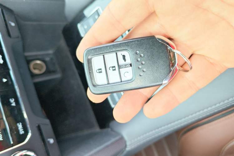 Used Honda UR-V 2017 370TURBO Four-Wheel Drive Prestige Edition China V Vehicle Key